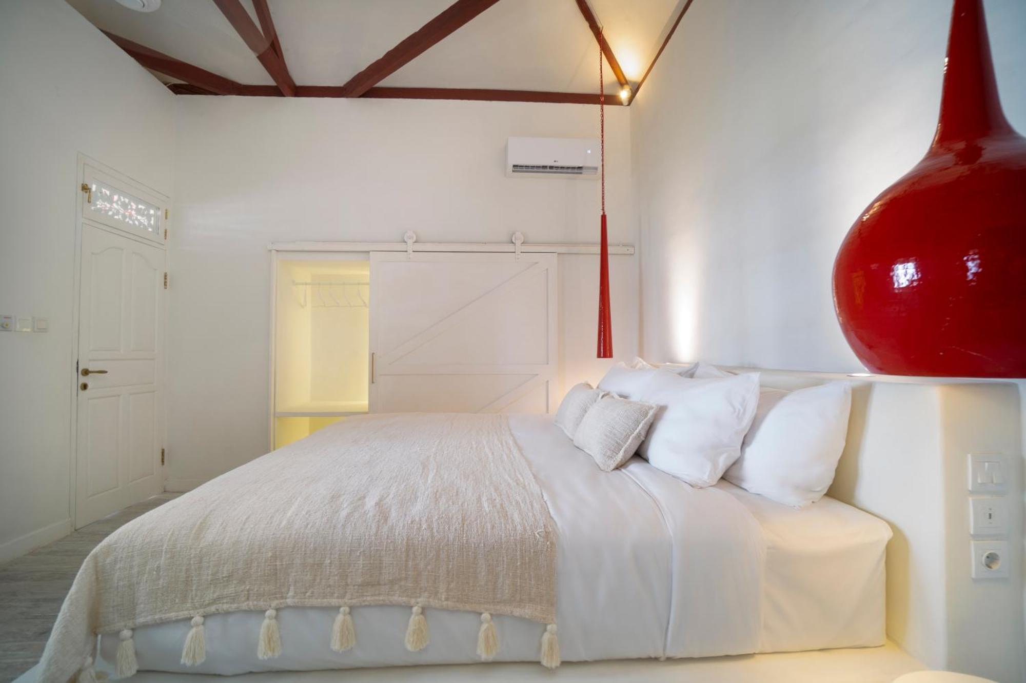 Ria Uluwatu, Tropical Chic Hotel Kültér fotó
